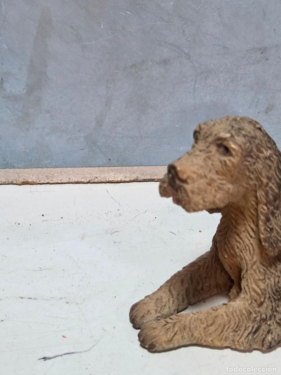 Antig&uuml;edades: figura de perro acrilica - Foto 2