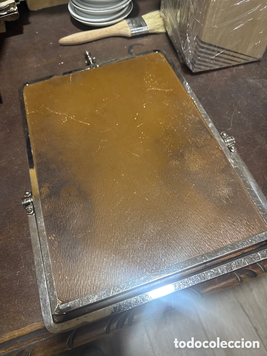 Antig&uuml;edades: Bonito espejo, biselado con soporte - Foto 3