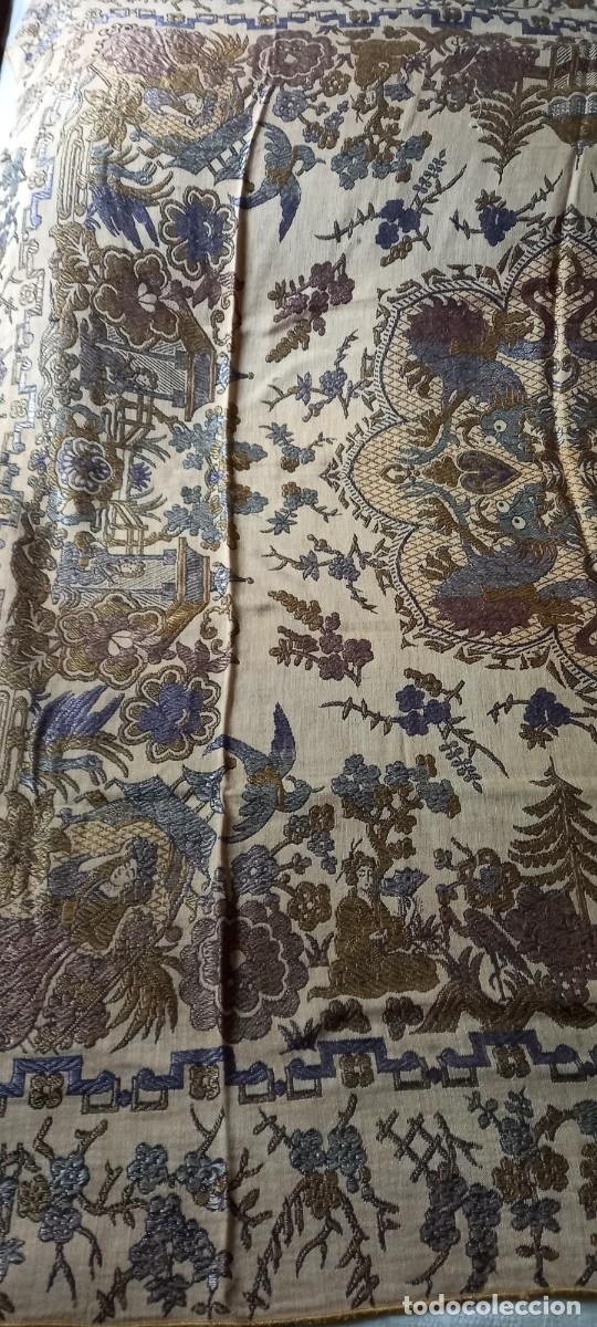Antig&uuml;edades: CUBREMESA VINTAGE ESTAMPADO BEIG - Foto 2
