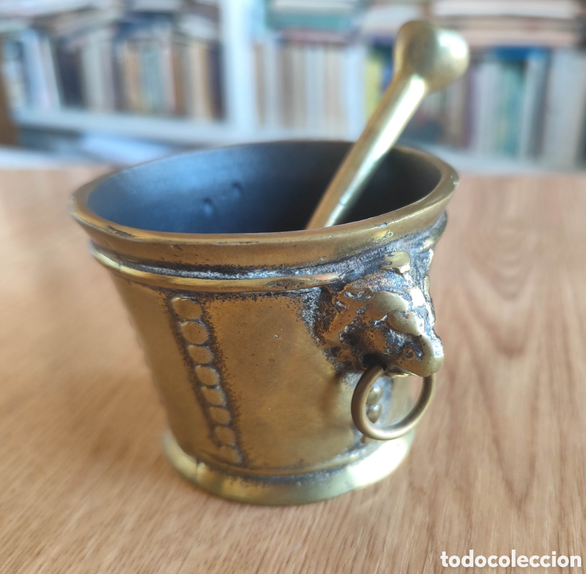 Antig&uuml;edades: MORTERO ALMIREZ DE BRONCE CON CABEZAS DE LE&Oacute;N Y SU MANO - Foto 5