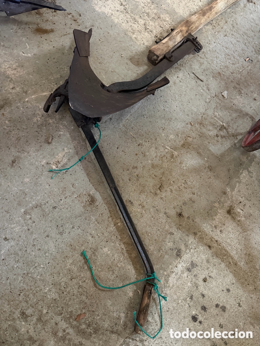 Antig&uuml;edades: Arado AJURIA AA 24 antiguo - Foto 2