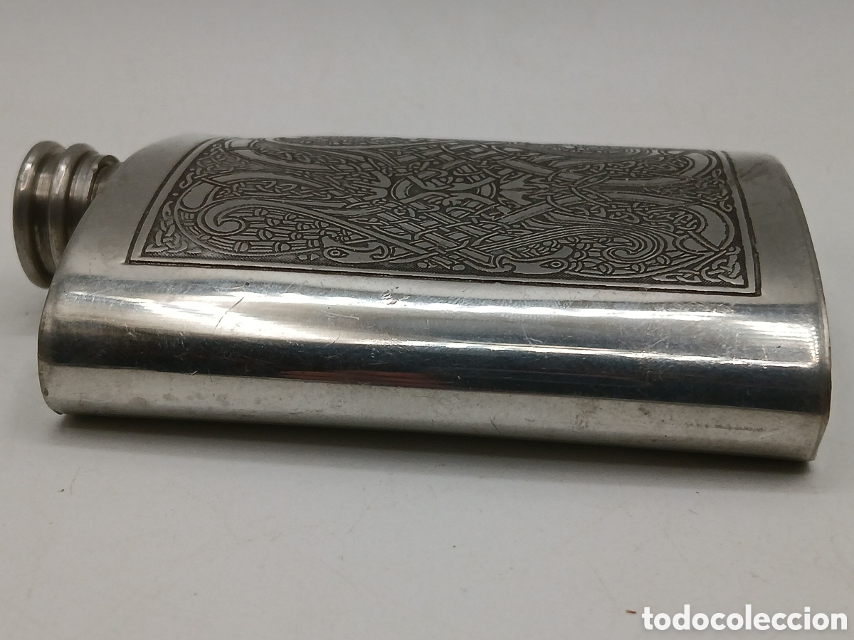 Antig&uuml;edades: Petaca Celtic Pewter metal plateado - Foto 6