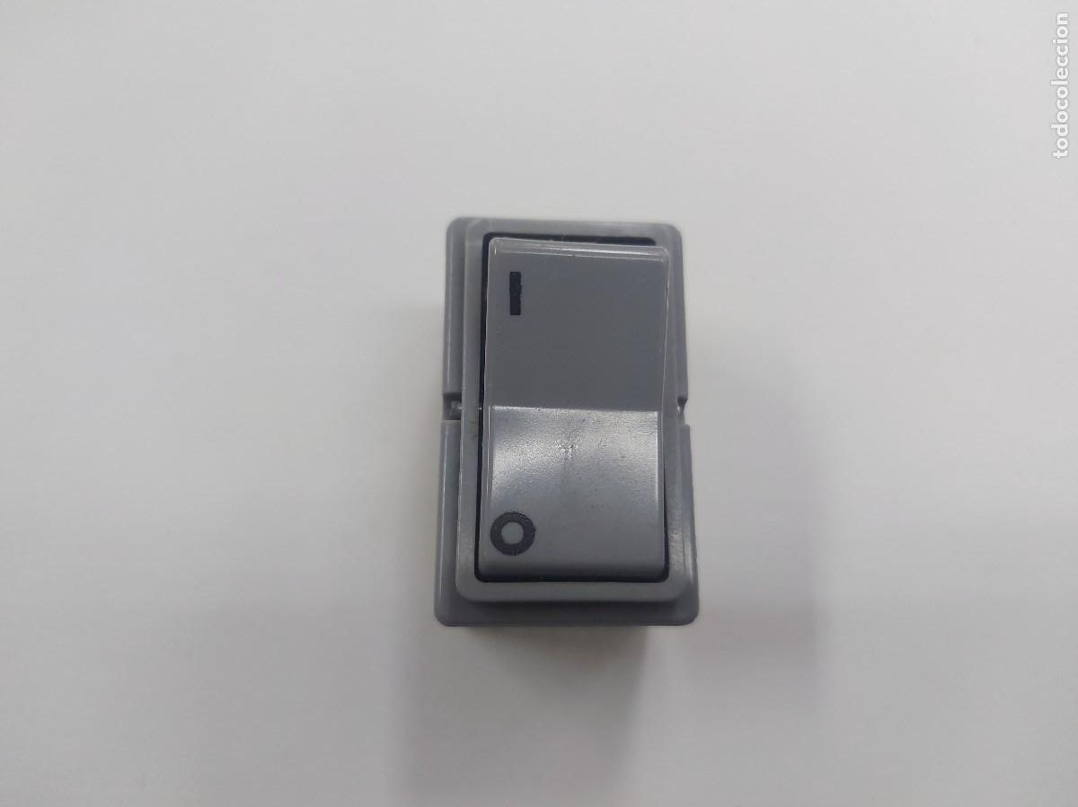 Antig&uuml;edades: ANTIGUO INTERRUPTOR BIPOLAR METROPOLI EUNEA/BJC - Foto 1