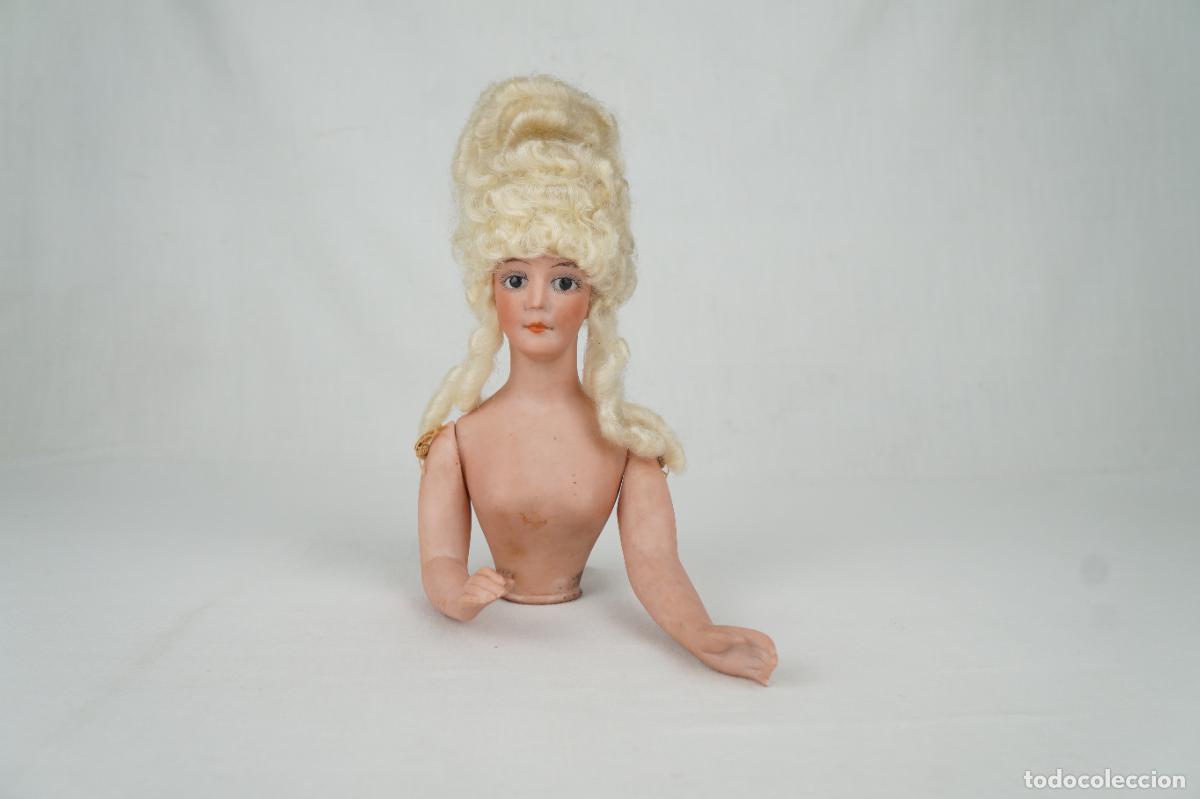 Antig&uuml;edades: Busto de mu&ntilde;eca en biscuit - Foto 1
