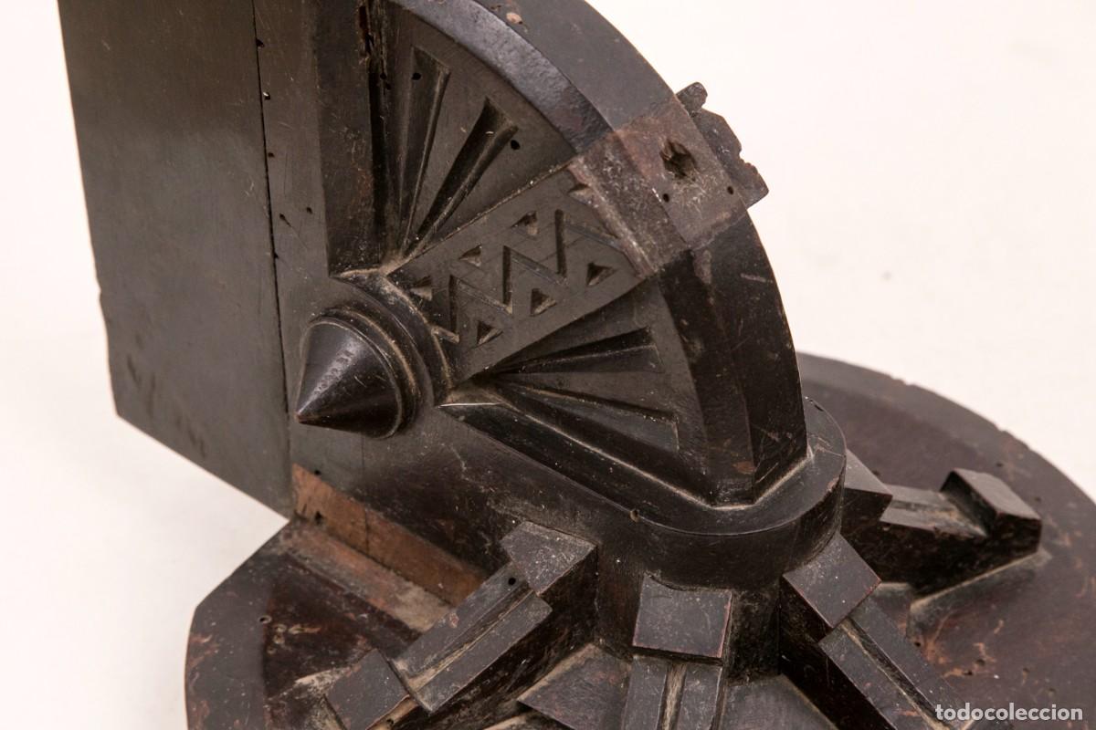 Antig&uuml;edades: SUJETALIBROS INGLESES - S. XIX - MADERA - Foto 12