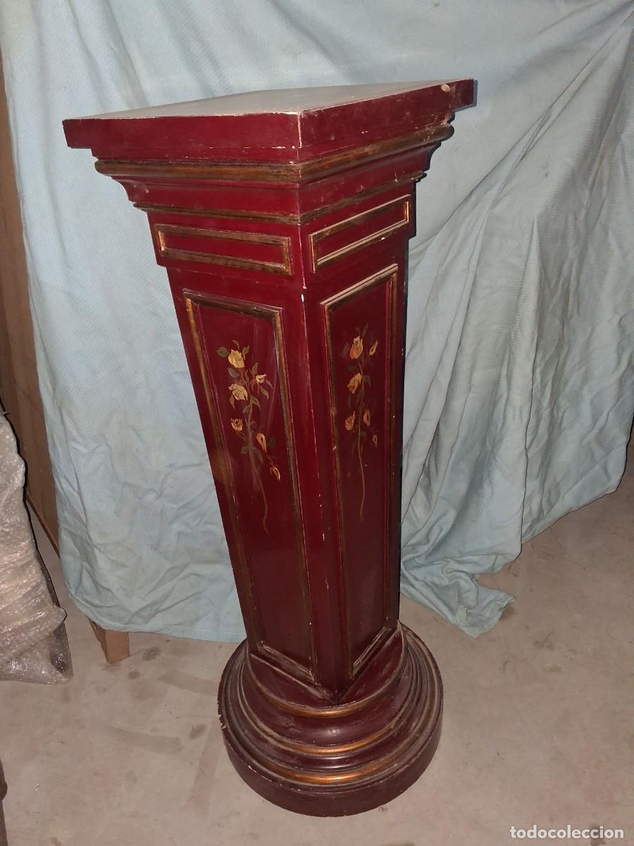 Antig&uuml;edades: Pedestal antiguo color burdeos - Foto 2
