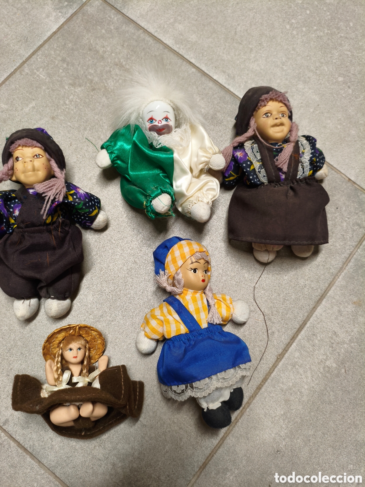 Antig&uuml;edades: Lote mu&ntilde;ecos de porcelana - Foto 1