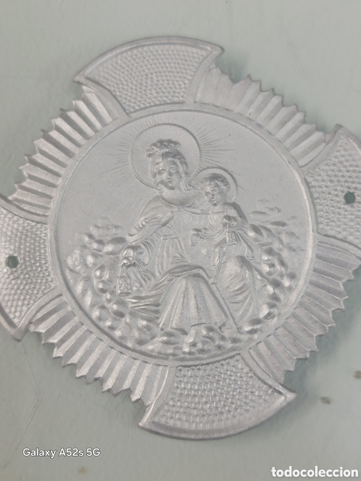 Antig&uuml;edades: Chapa puerta Virgen del Carmen - Foto 1