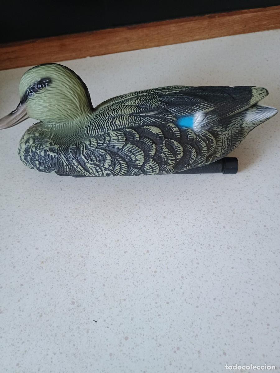 Antig&uuml;edades: Plastic decoy duck.. - Foto 1