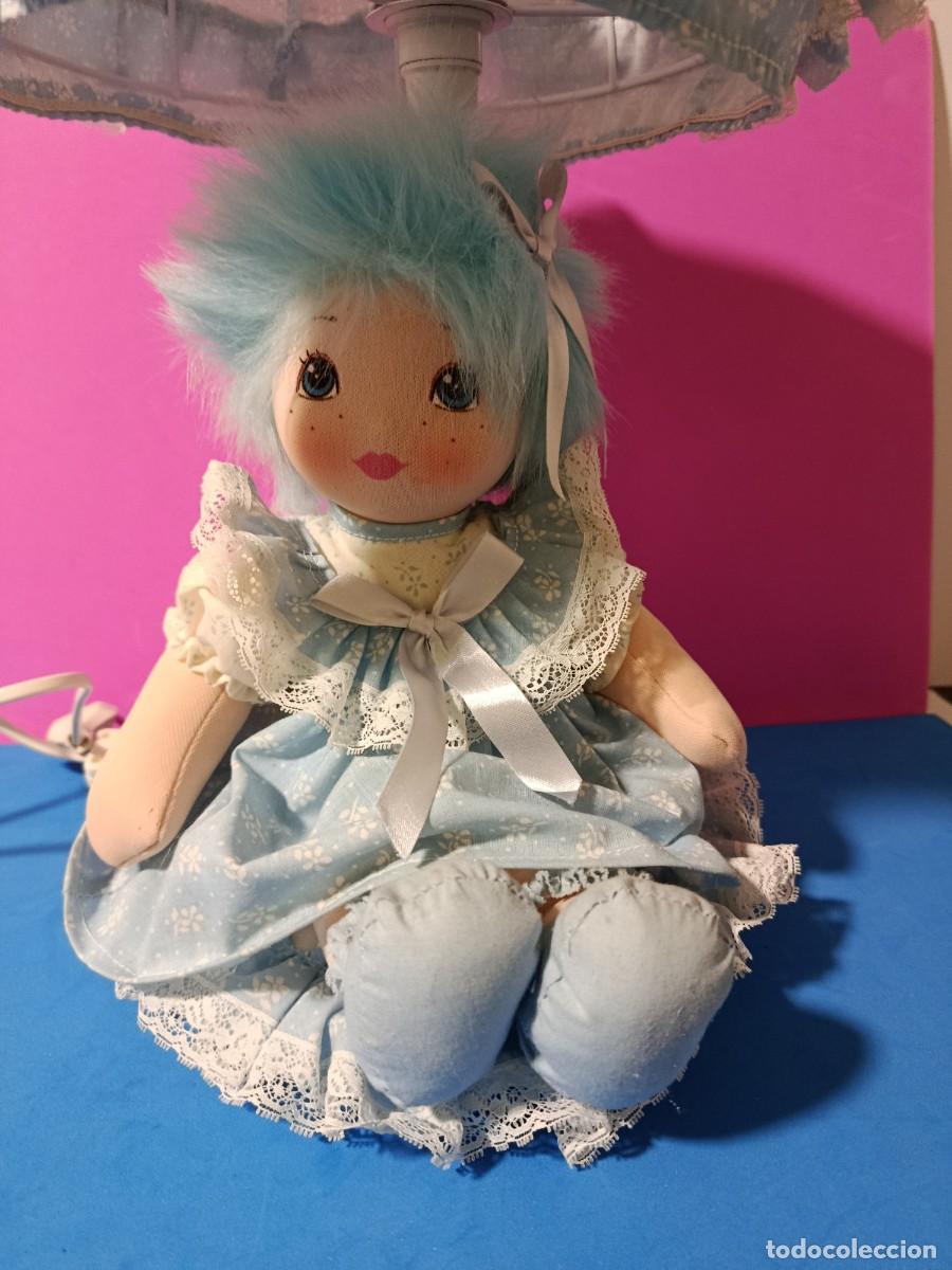 Antig&uuml;edades: LAMPARA CON MU&Ntilde;ECA A&Ntilde;OS 80. - Foto 1
