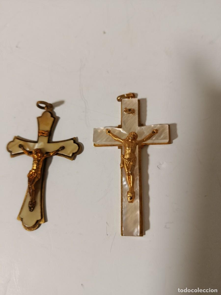 Antig&uuml;edades: DOS CRUCIFIJOS DE COMUNION - Foto 1
