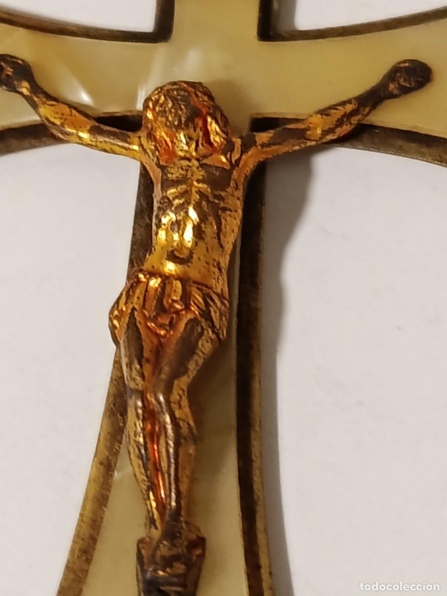 Antig&uuml;edades: DOS CRUCIFIJOS DE COMUNION - Foto 4