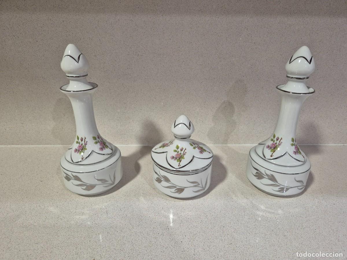 Antig&uuml;edades: Juego de tocador de 3 piezas - Foto 1