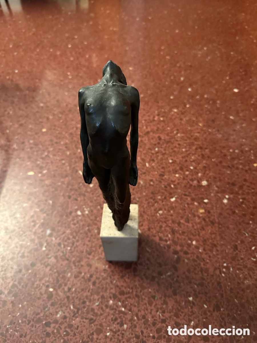 Antig&uuml;edades: Escultura. De Josep Bofill - Foto 1