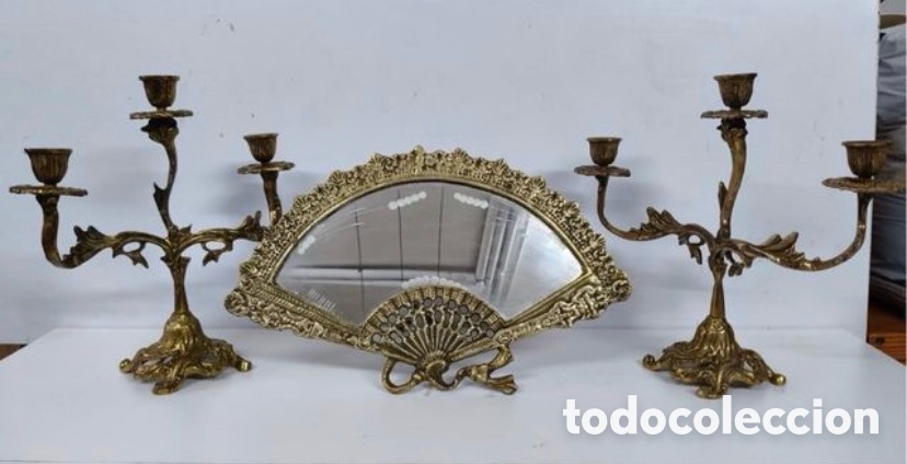 Antig&uuml;edades: Candelabros y espejo de bronce - Foto 1