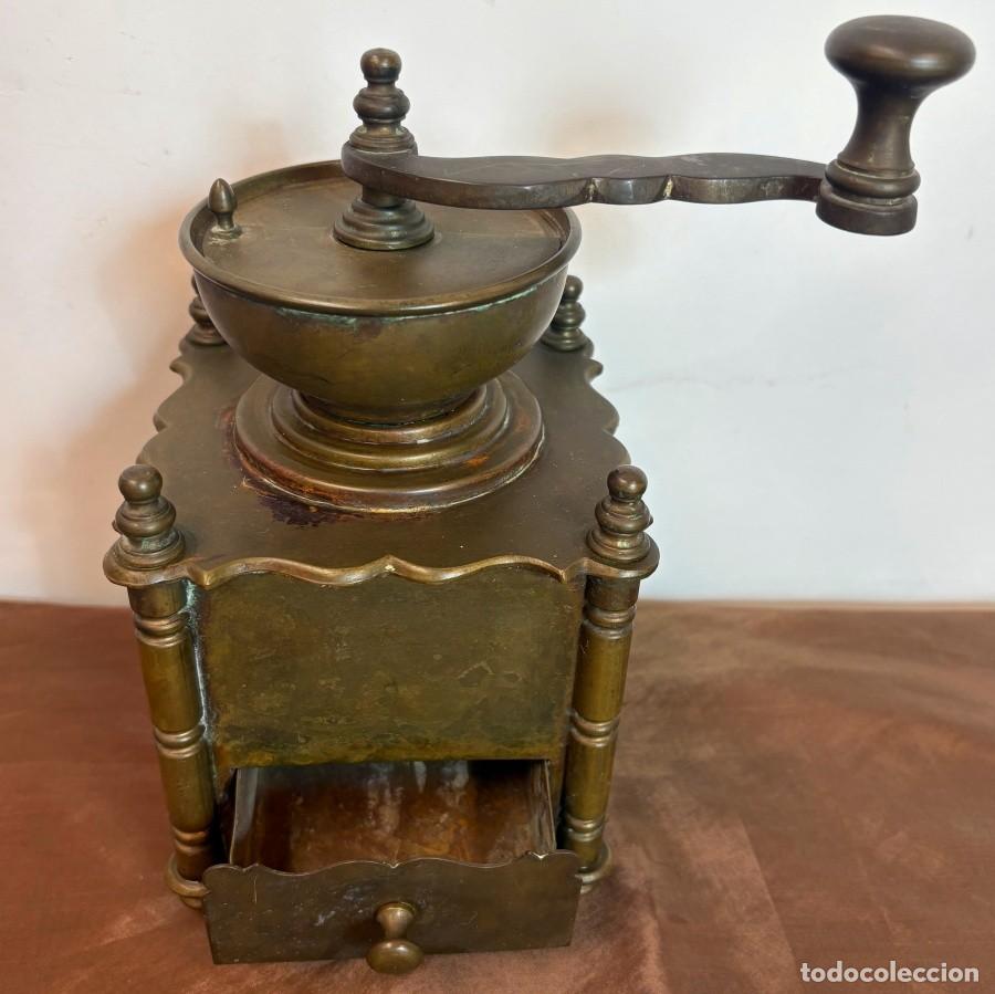 Antig&uuml;edades: Molinillo de Caf&eacute; Antiguo en Metal - Foto 2
