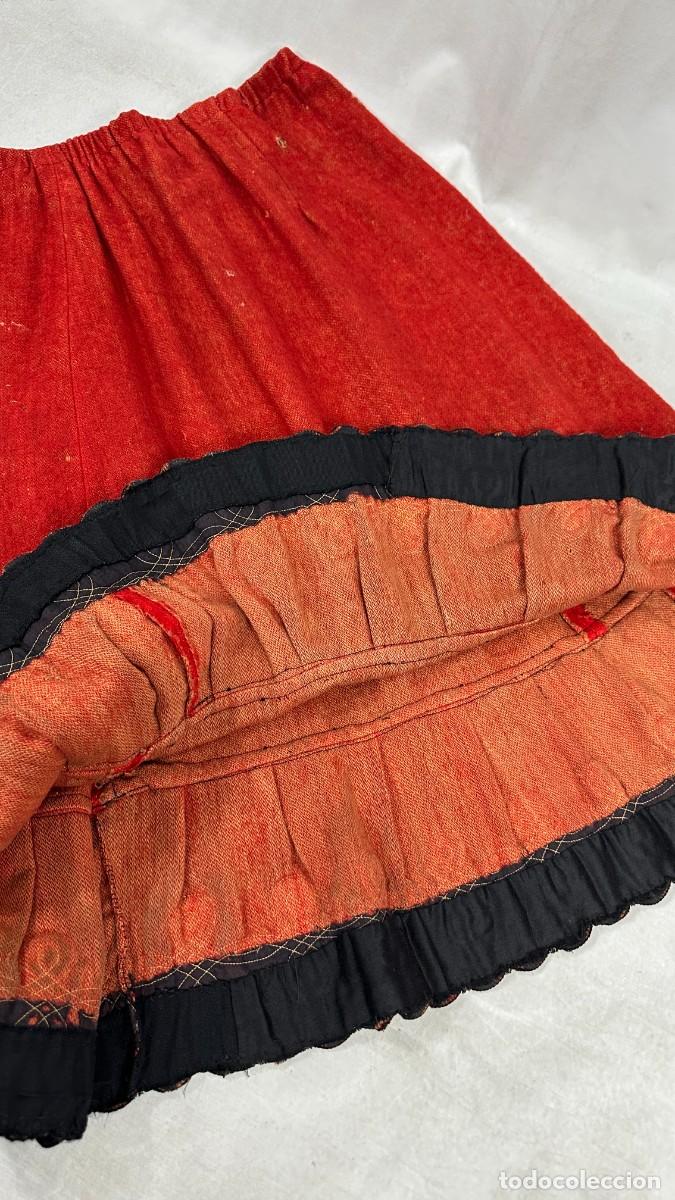 Antig&uuml;edades: Antiguo refajo rojo de estame&ntilde;a - Foto 5