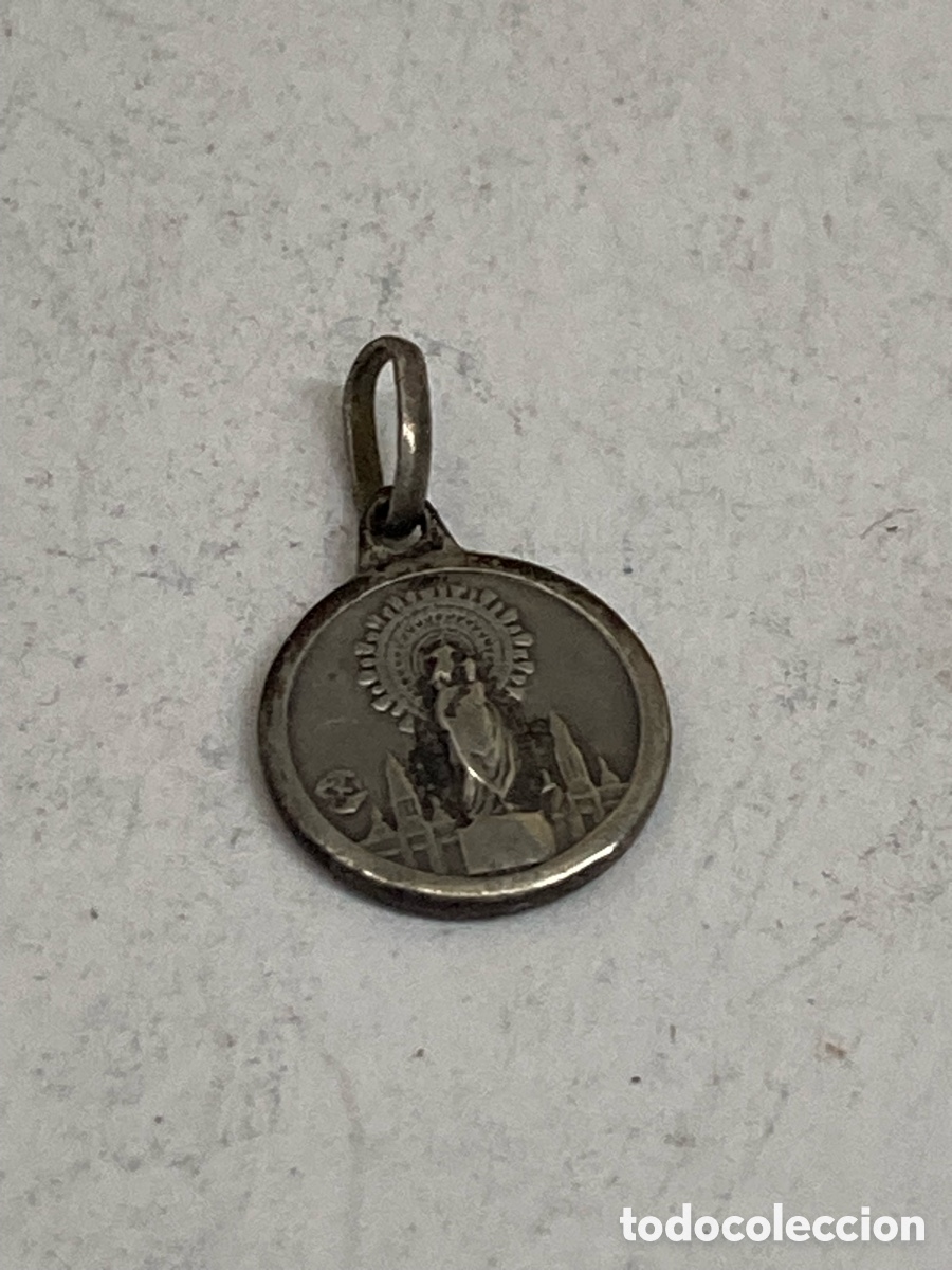 Antig&uuml;edades: Medalla de plata religiosa C543 - Foto 2