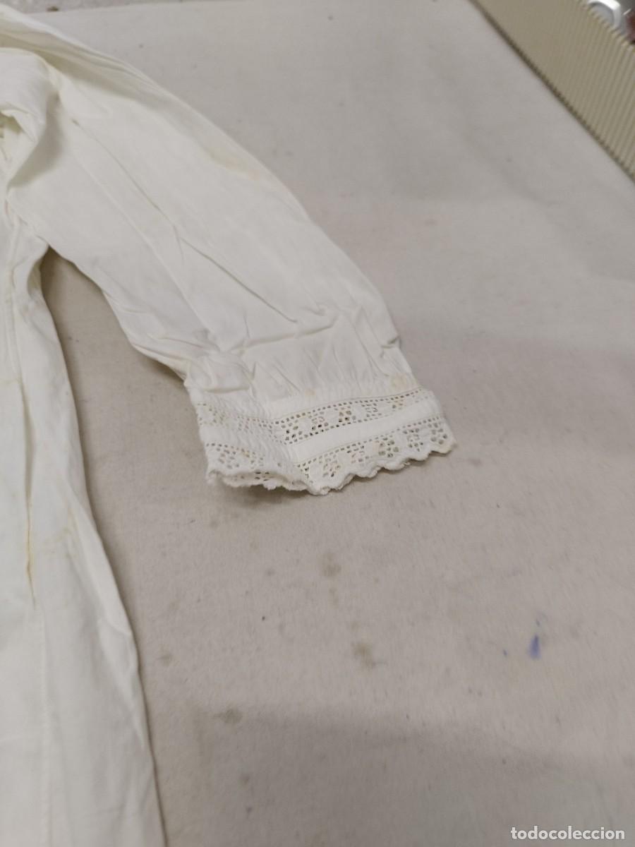 Antig&uuml;edades: Antiguo camison de mujer de color blanco. - Foto 5