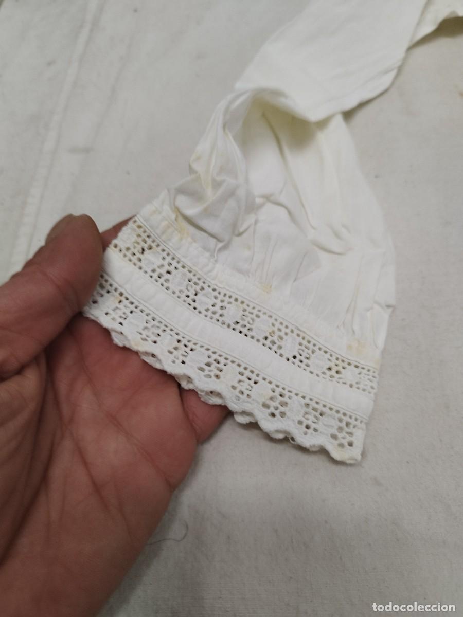 Antig&uuml;edades: Antiguo camison de mujer de color blanco. - Foto 11
