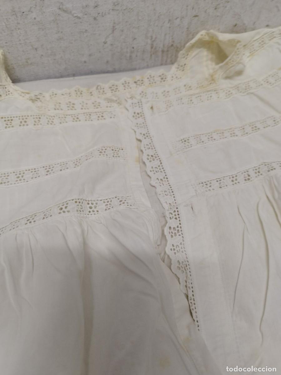 Antig&uuml;edades: Antiguo camison de mujer de color blanco. - Foto 12
