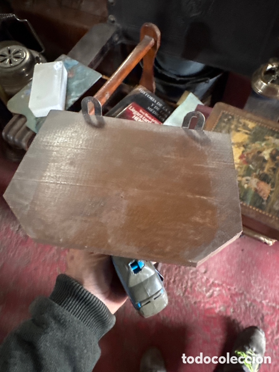 Antig&uuml;edades: Peque&ntilde;a repisa de madera - Foto 3