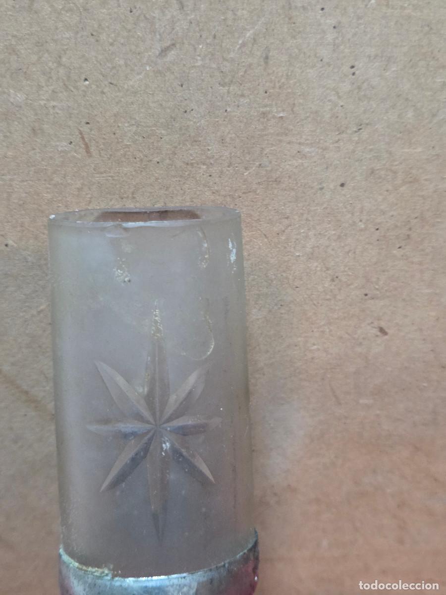 Antig&uuml;edades: florero de cristal antiguo - Foto 2