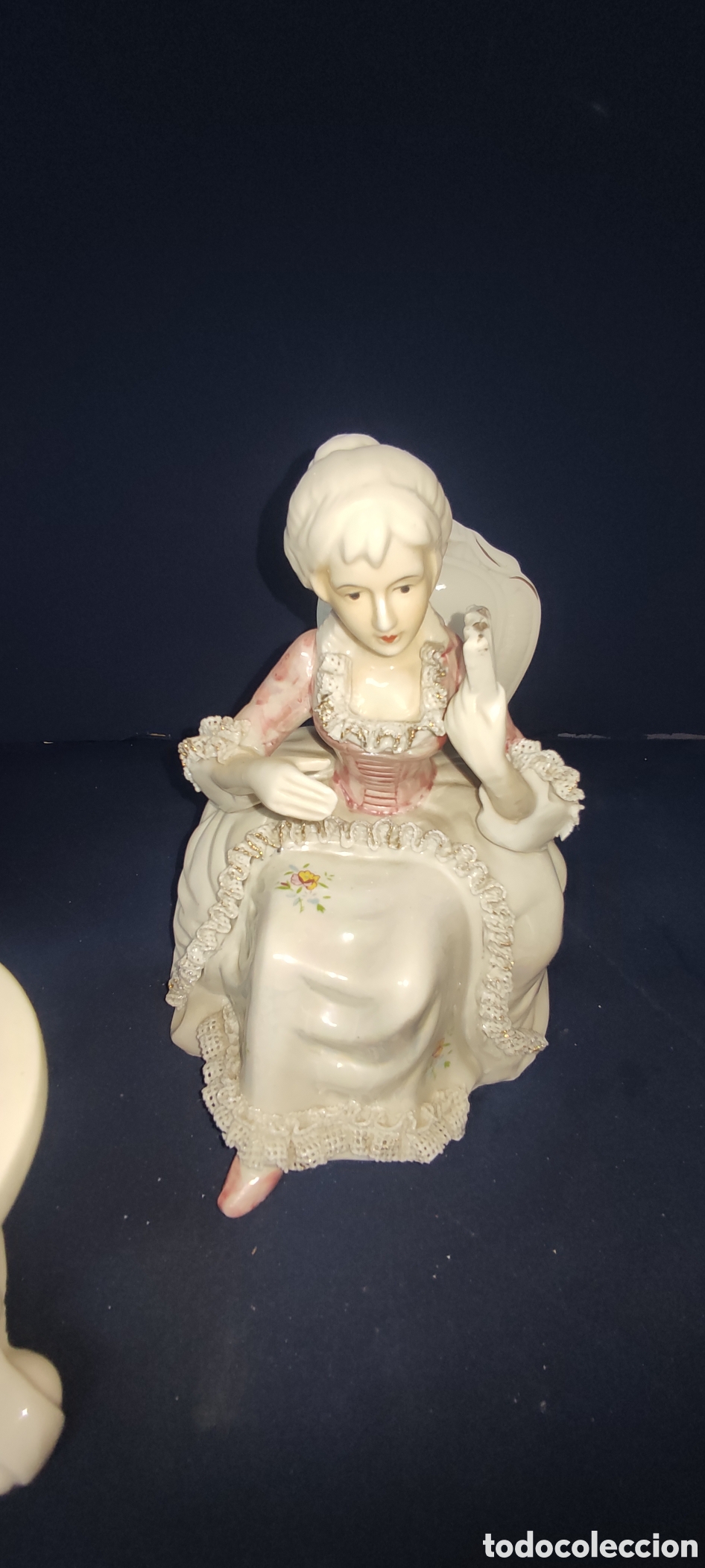 Antig&uuml;edades: Conjunto figuras porcelana - Foto 3