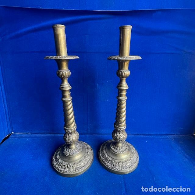 Antig&uuml;edades: PAREJA CANDELABROS BRONCE ANTIGUOS - Foto 1