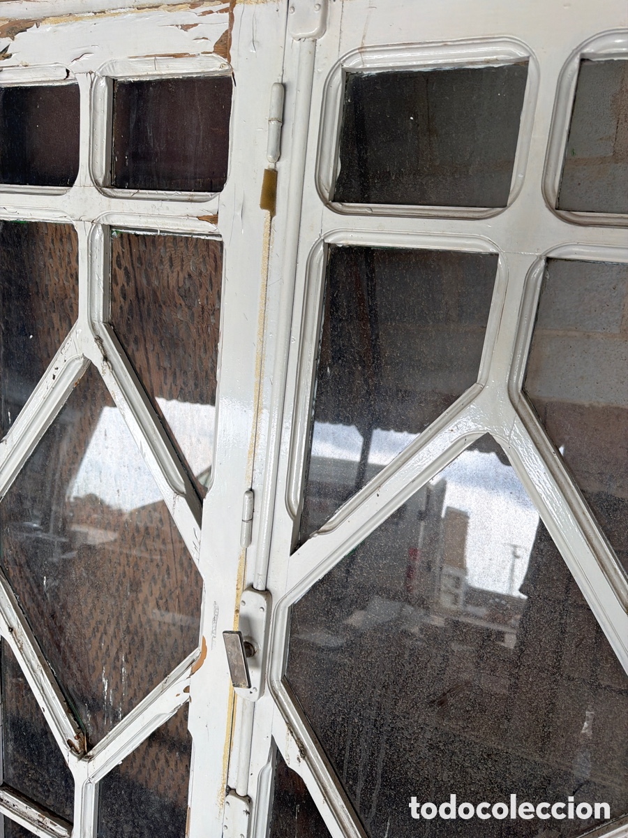 Antig&uuml;edades: Ventana de madera estilo modernista - Foto 3