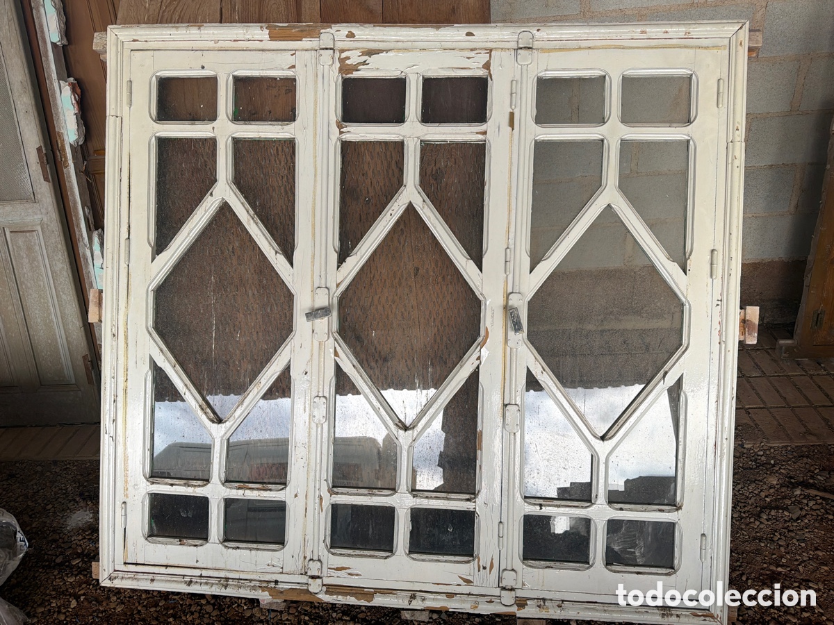 Antig&uuml;edades: Ventana de madera estilo modernista - Foto 1