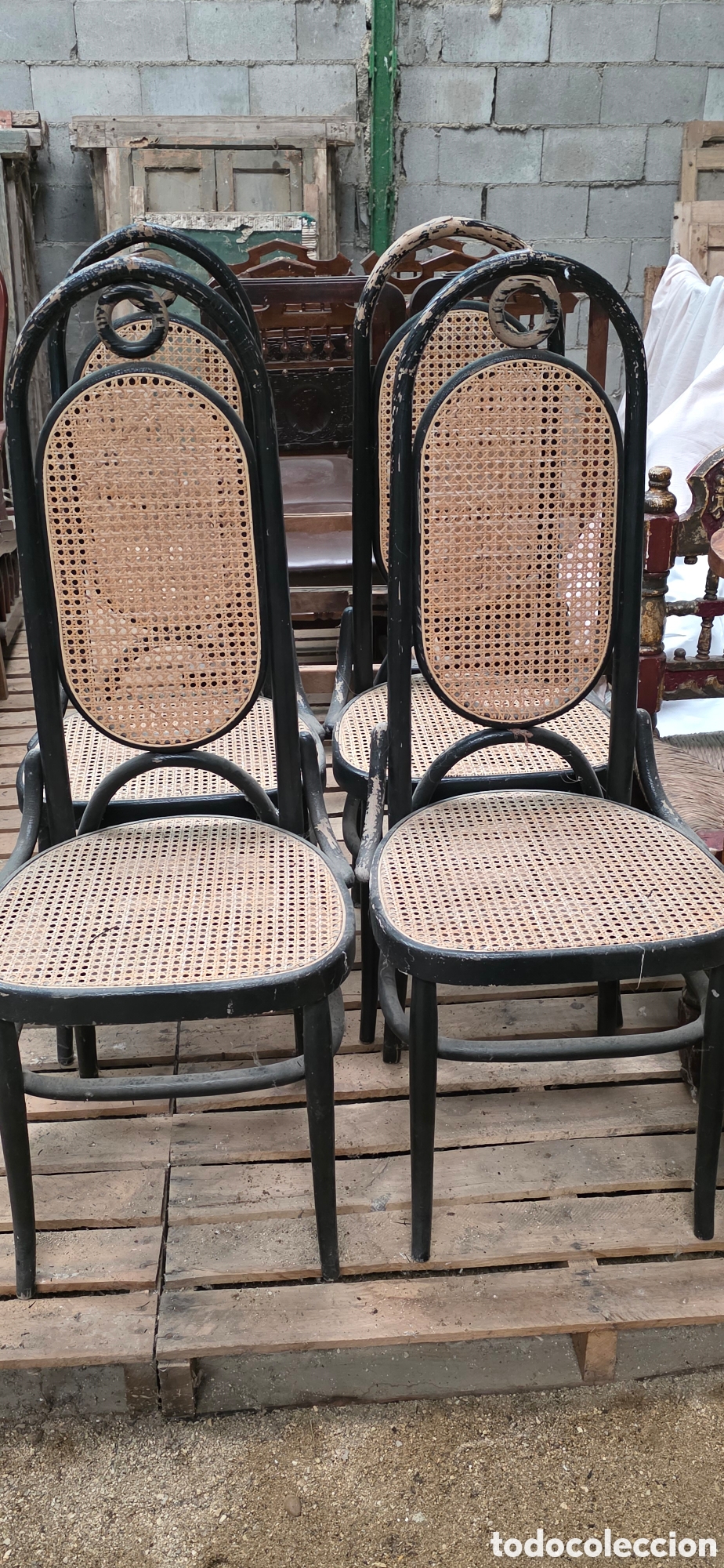 Antig&uuml;edades: SILLAS 4 ESTILO TONET - Foto 2