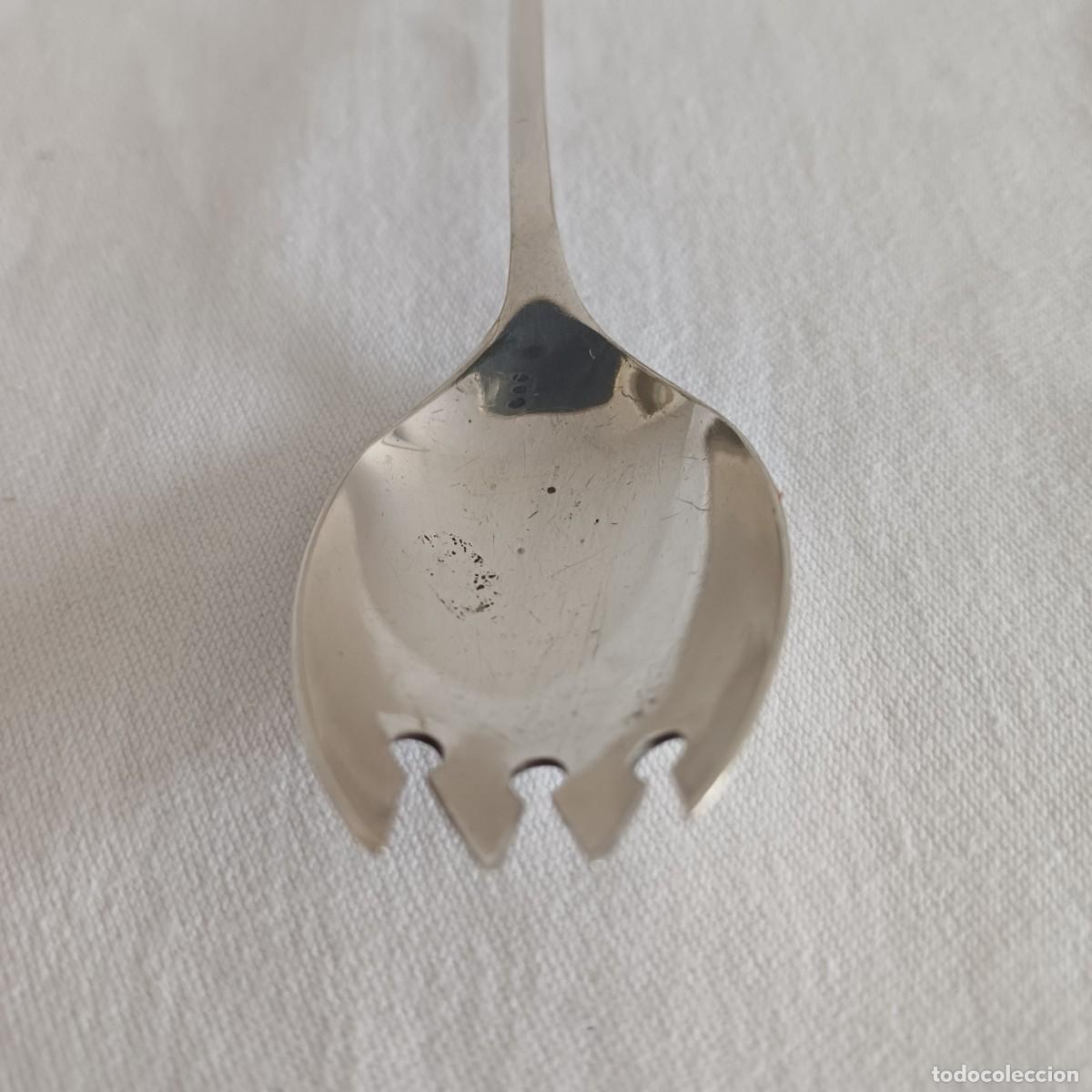 Antig&uuml;edades: Antique Silverplate Olive/Condiment Fork - Foto 3