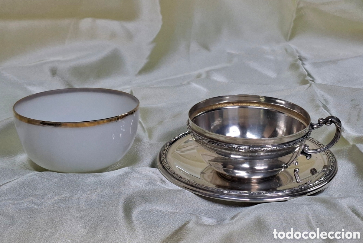 Antig&uuml;edades: Taza de plata 916 y opalina blanca - Foto 13