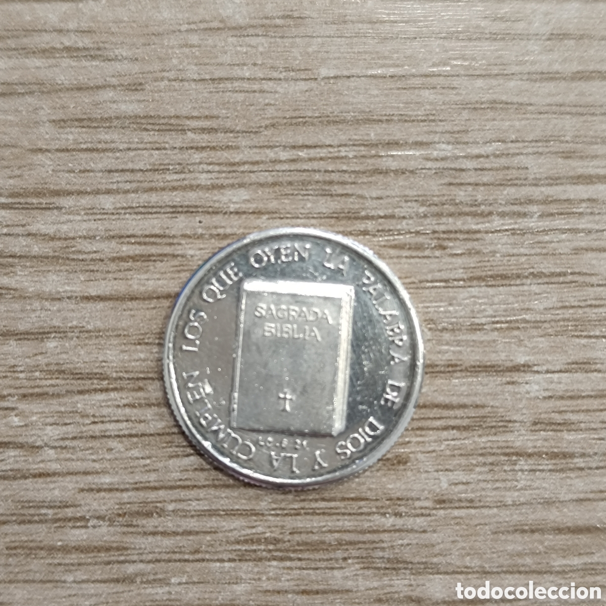 Antig&uuml;edades: Medalla religiosa de plata - Foto 1