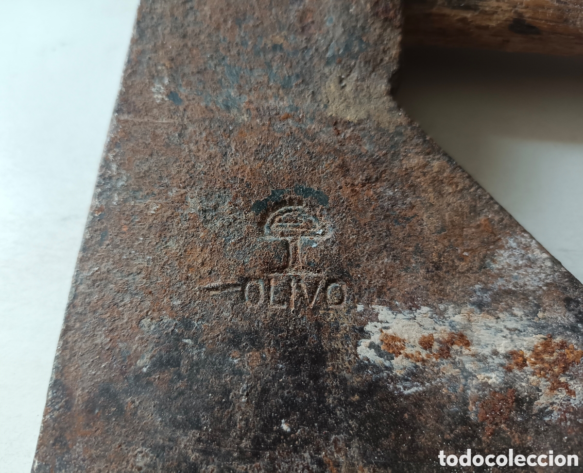 Antig&uuml;edades: Hacha de la marca Olivo - Foto 2
