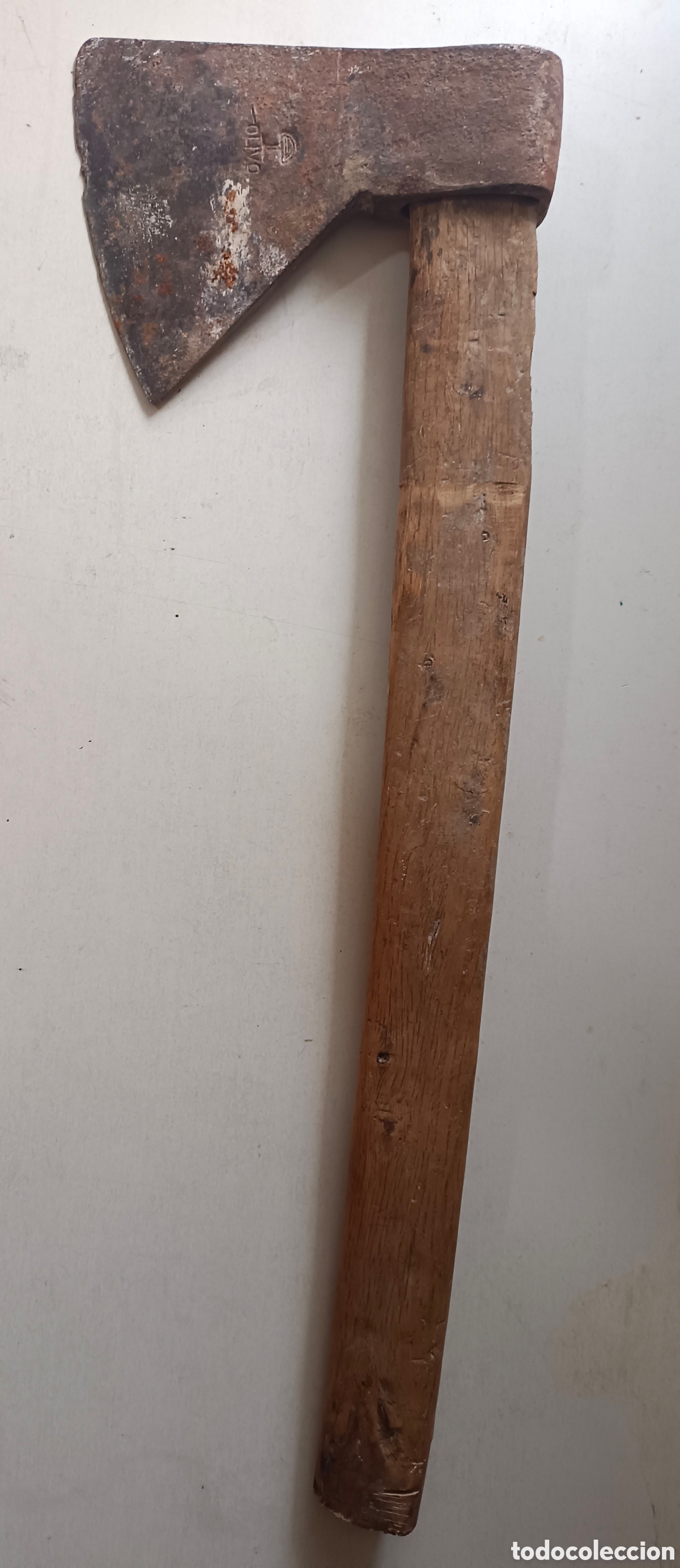 Antig&uuml;edades: Hacha de la marca Olivo - Foto 1