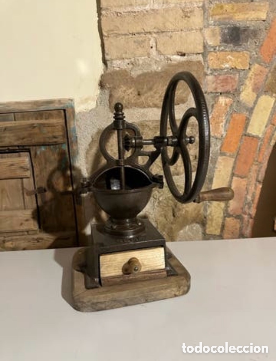 Antig&uuml;edades: Molinillo marca ELMA N.1 - Foto 1