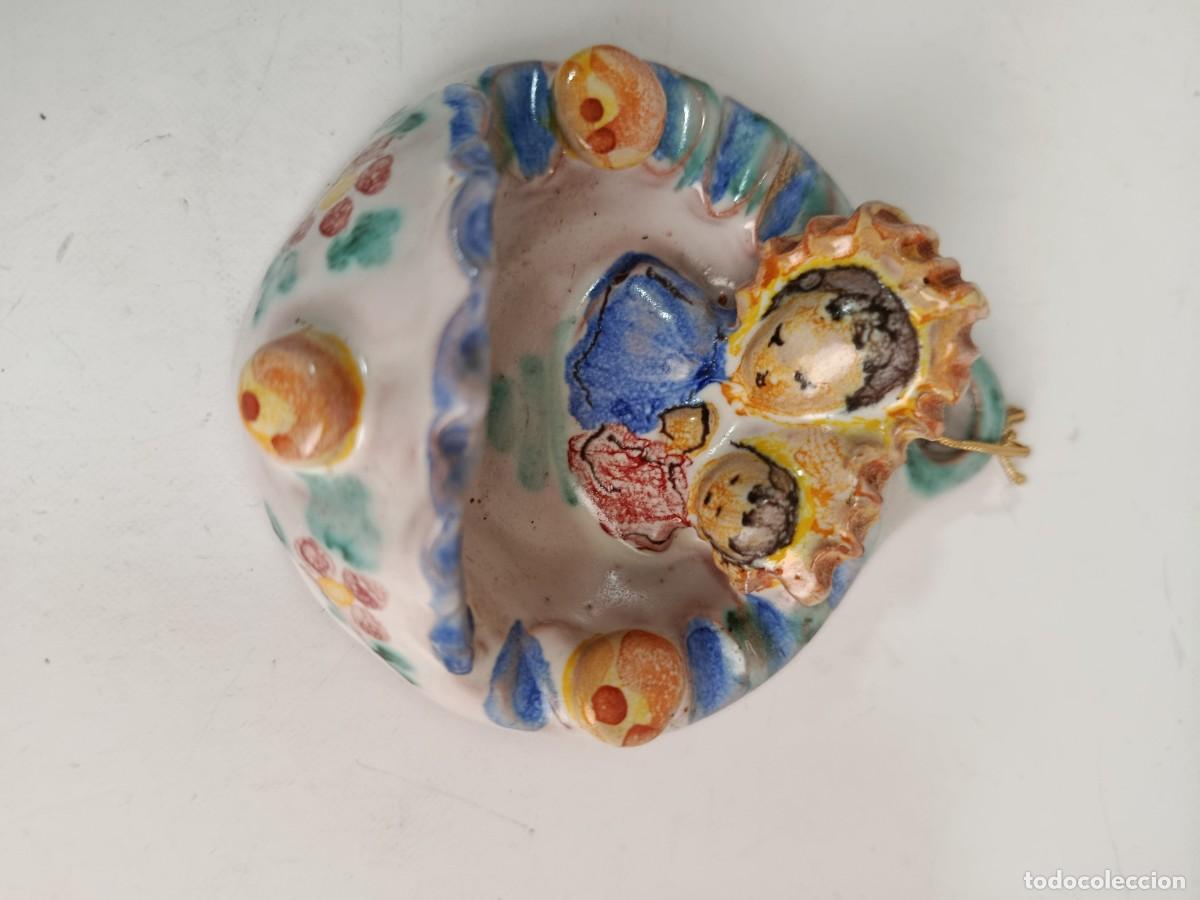 Antig&uuml;edades: BENDITERA FIRMADA VIRGEN CON NI&Ntilde;O - Foto 2