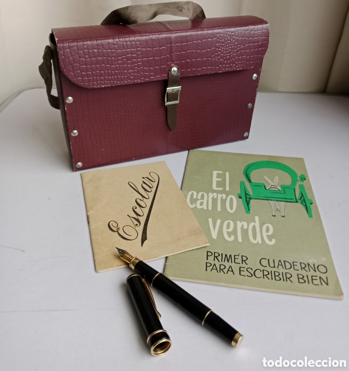 Antig&uuml;edades: Cartera, cuadernos y pluma a&ntilde;os 70 EGB