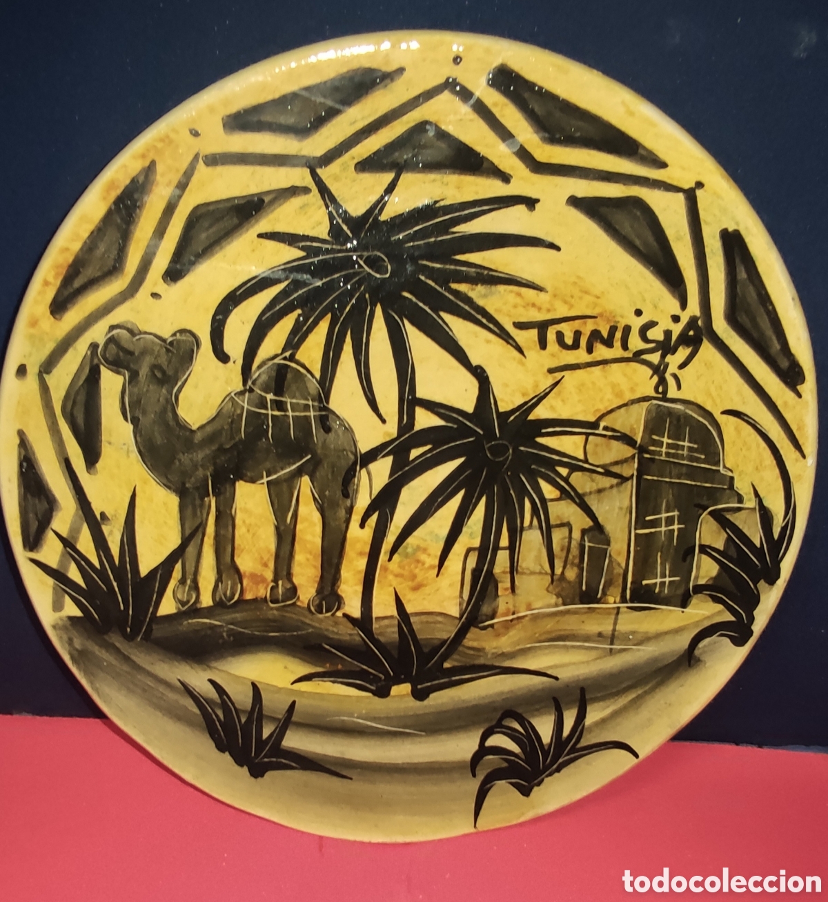 Antig&uuml;edades: Plato de cer&aacute;mica Tunez - Foto 1