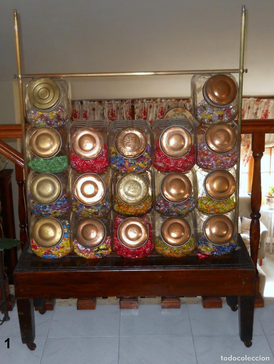 Antig&uuml;edades: importante CARAMELERA marca TARDA - Foto 1