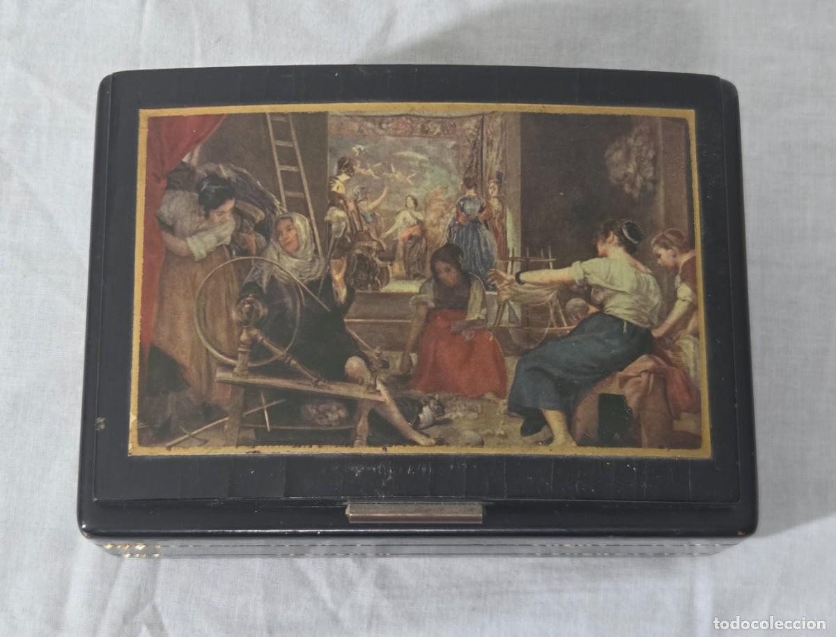 Antig&uuml;edades: Joyero caja musical de madera, funcionando, hilandera - Foto 10