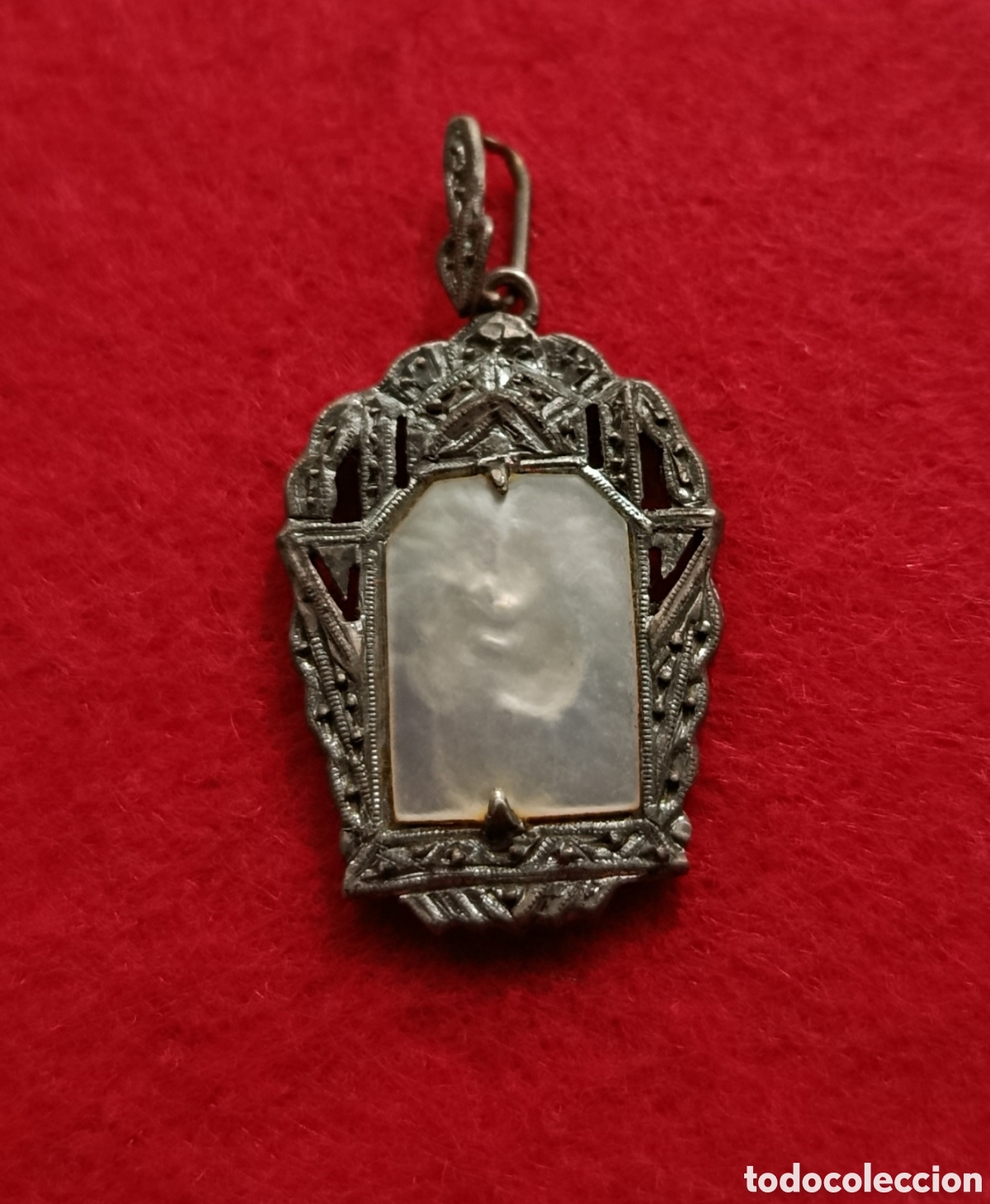 Antig&uuml;edades: ANTIGUA MEDALLA RELIGIOSA NACAR - Foto 1