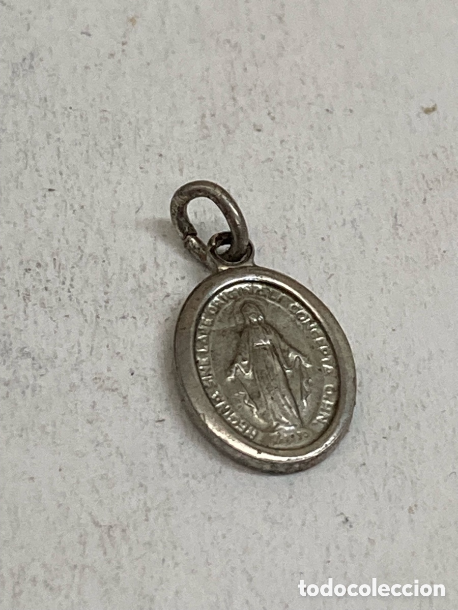 Antig&uuml;edades: Medalla de plata religiosa C547 - Foto 1