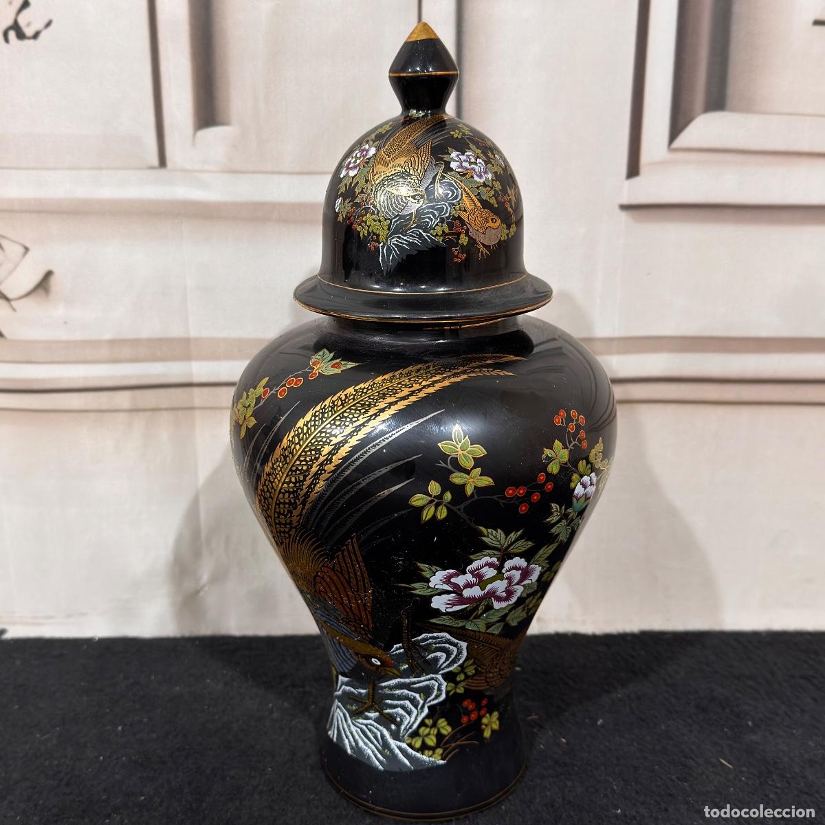 Antig&uuml;edades: Jarr&oacute;n en Porcelana Negro - Foto 1
