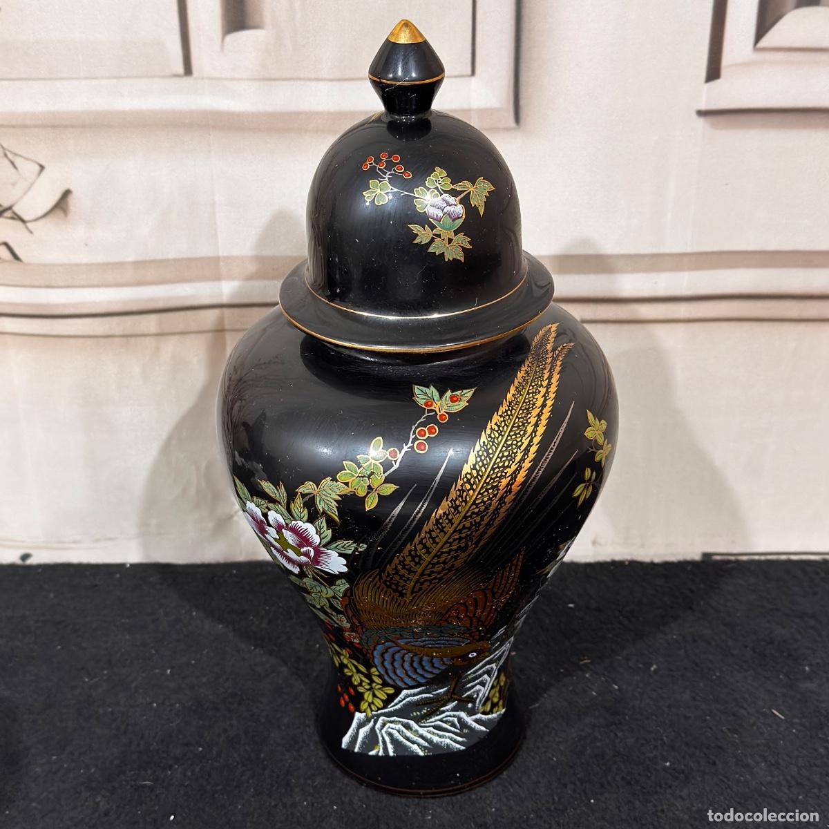 Antig&uuml;edades: Jarr&oacute;n en Porcelana Negro - Foto 2