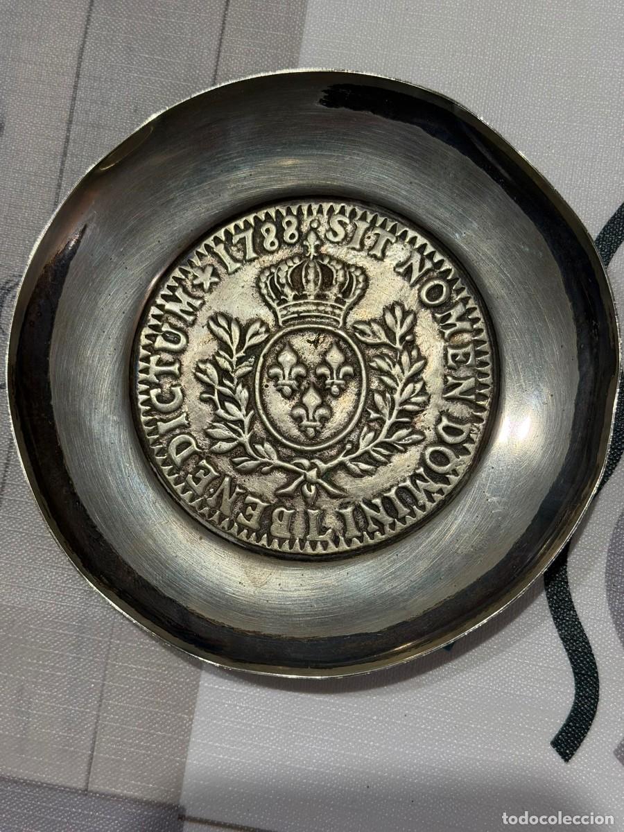 Antig&uuml;edades: BANDEJA DECORATIVA ALPACA - Foto 1