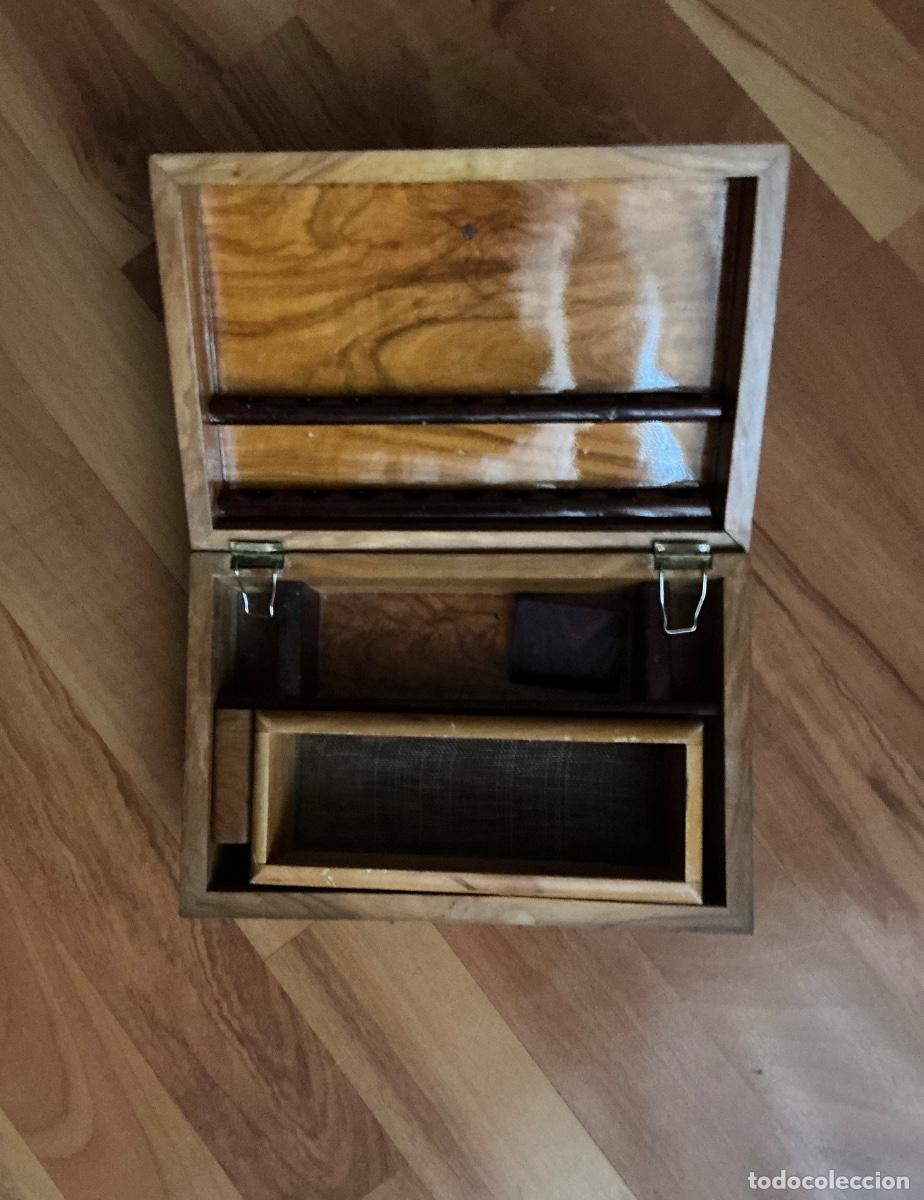Antig&uuml;edades: Caja de madera. A&ntilde;os 70/80. - Foto 5