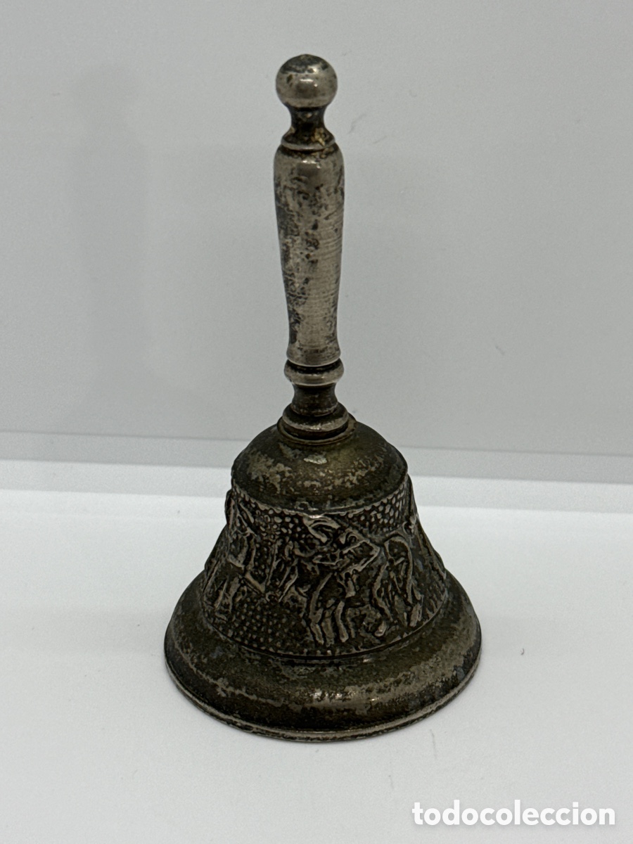 Antig&uuml;edades: CAMPANA DE METAL PLATEADO - Foto 1